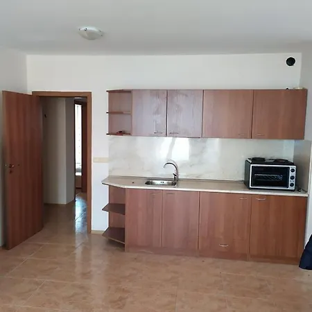 Midia Grand Appartement Aheloy