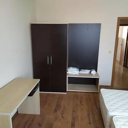 Appartement Midia Grand *
